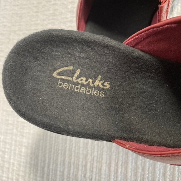 Clarks Red Leather Comfortable Clogs Size 7.5 - Picture 11 of 13